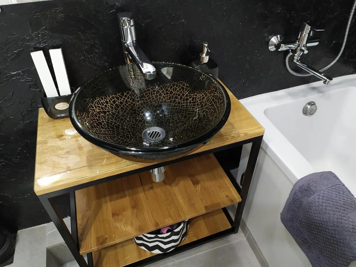 Black&White Apartment On Saksaganskogo Kiev 0*,